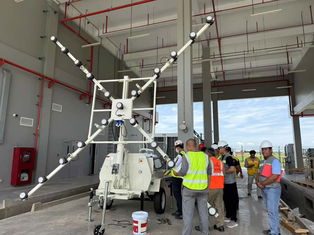 拖車式移動(dòng)照明車 機(jī)場跑道關(guān)閉預(yù)警標(biāo)志燈塔4TN4000B